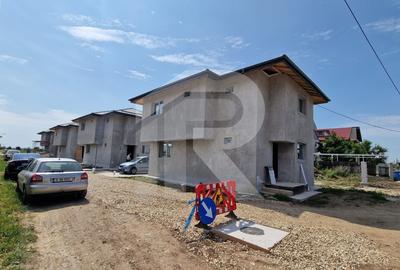 Casă individuală cu 4 camere cu Canalizare în Nord-Est - 6