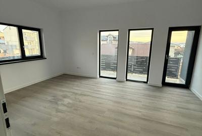 Casă cu 4 camere cu Canalizare în Bucium - 3