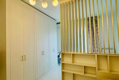 Garsonieră decomandată în Universitate