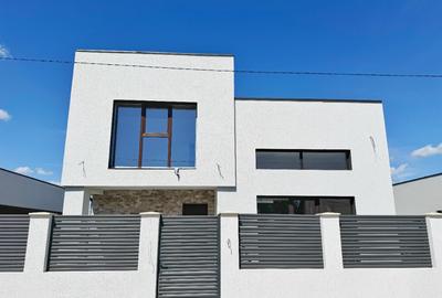 Casă cu 4 camere cu Teren 410 Mp în Berceni