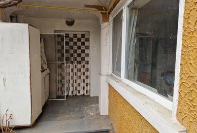 Casă cu 4 camere cu Teren 310 Mp în Central - 2