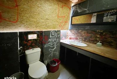 Spațiu comercial, de 250 mp, în Tractorul - 8