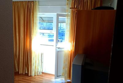 Apartament cu 4 camere decomandat în Găvana - 11