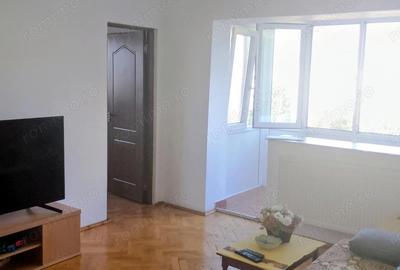Apartament cu 4 camere decomandat în Tipografilor - 3
