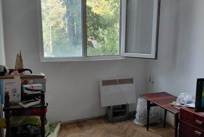 Apartament cu 3 camere semidecomandat în Țiglina 1 - 3