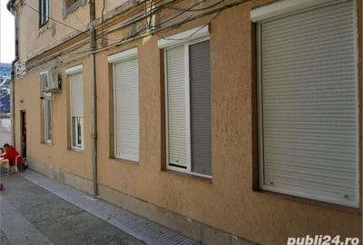 Casă cu 2 camere în Popoveni - 1