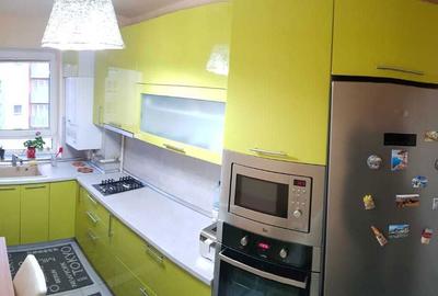 Apartament cu 2 camere decomandat în Avantgarden