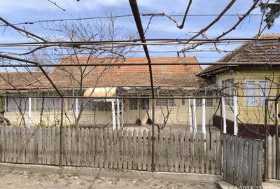 Casă cu 2 camere cu Teren 1900 Mp în Central - 7