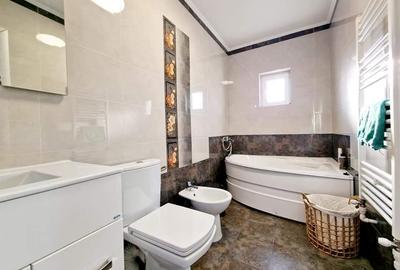 Casă cu 4 camere cu Teren 135 Mp în Nord - 1