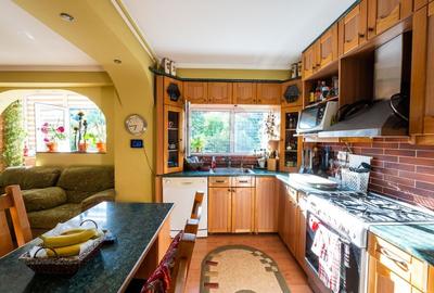 Apartament cu 3 camere decomandat în Central - 7