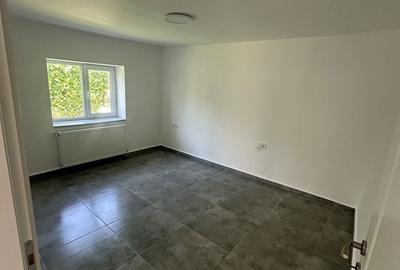 Casă cu 4 camere în Palazu Mare - 17