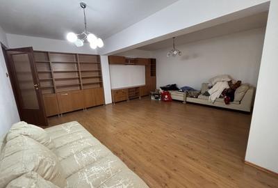 Apartament 3 camere - Bd. Dunarea, etaj 3, decomandat, stradal - 5