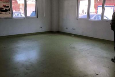 Inchiriem spatii comerciale de peste 100 mp - 7