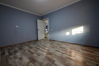 Casa parter si mansarda in zona Garii, Vaslui - 6