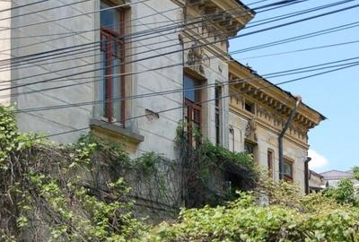 Casă cu 12 camere cu Canalizare în Victoriei - 3