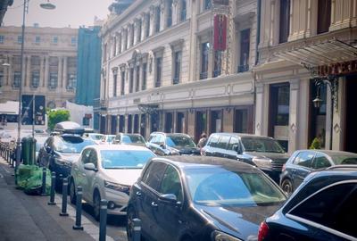 Garsonieră decomandată, mobilată în Universitate