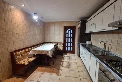 Apartament cu 3 camere decomandat în Central - 8
