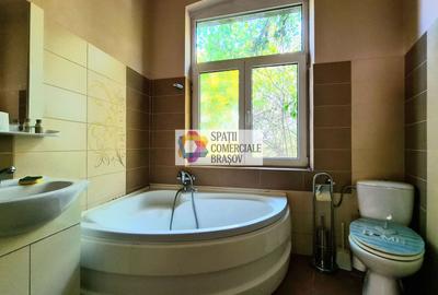 Casă individuală cu 3 camere cu Canalizare în Central - 2