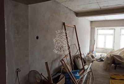 Birou, de 300 mp, în Sud - 4