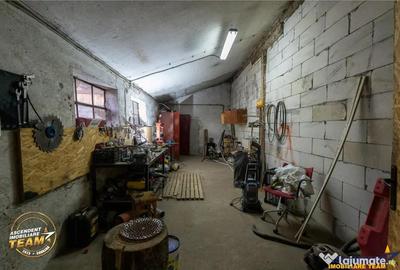 Spațiu comercial, de 700 mp, în Ghelința - 2