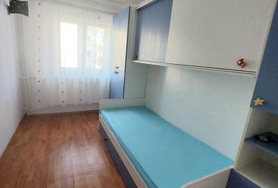 Apartament cu 3 camere decomandat în Decebal - 17