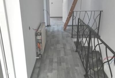 Vanzare -  Casa  - Vila - Prelungirea Ghencea - Dantelei - teren 245mp -215000E - 5