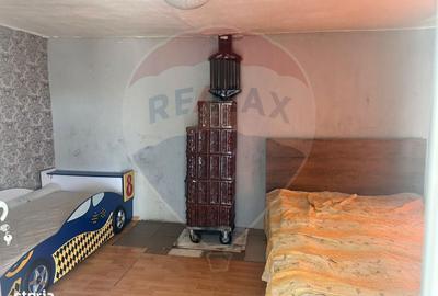 Casă cu 4 camere în Dumbrăvești - 7