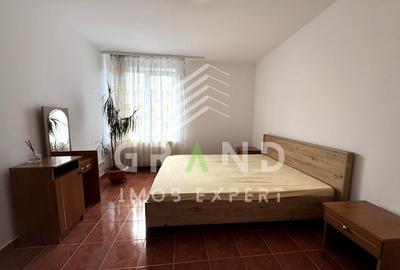 Apartament cu 2 camere semidecomandat, mobilat în Central