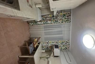 Apartament 3 camere renovat, decomandat, etaj 4, aproape de metrou - 2