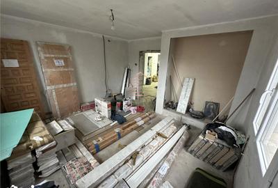 Casă cu 5 camere cu Teren 1000 Mp în Nojorid - 13