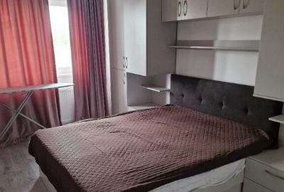 Apartament cu 2 camere decomandat în 1 Decembrie 1918 - 2