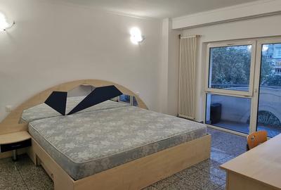 2 camere de inchiriat vedere la Fantani Casa Poporului Bulevardul Unirii - 5