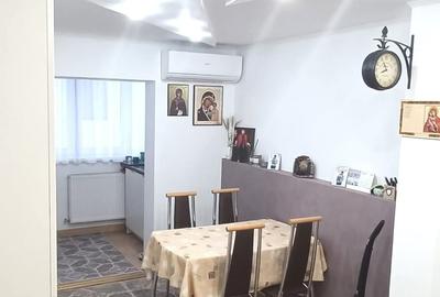 Apartament cu 3 camere decomandat, mobilat în Sud