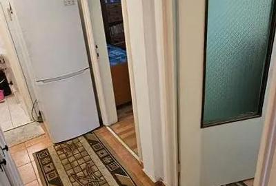 Apartament cu 2 camere decomandat în Micro I - 2