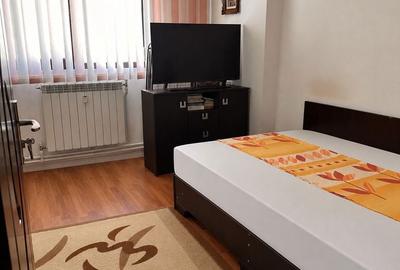 Apartament cu 4 camere decomandat în Central - 2