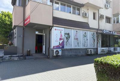 Spațiu comercial, de 50 mp, în Central - 2