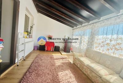 Apartament cu 2 camere decomandat în Girov - 2