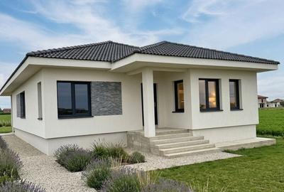 Casă cu 4 camere cu Teren 605 Mp în Girișu de Criș - 5
