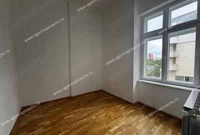 Spațiu comercial, de 90 mp, în Central - 1