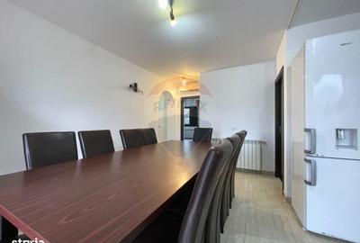 Casă cu 5 camere cu Teren 110 Mp în Palazu Mare - 1
