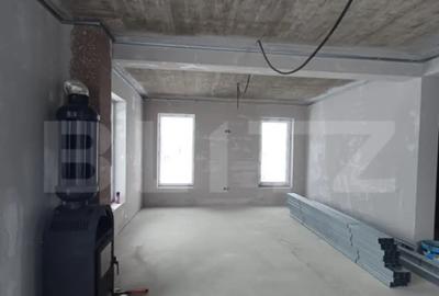 Casă cu 4 camere cu Teren 692 Mp în Central - 12