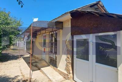 Teren de 1000 mp, în Scrioaștea - 3