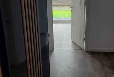 Apartament cu 3 camere în Industriilor - 15