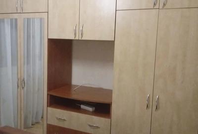 Apartament cu 3 camere semidecomandat în Republicii - 1
