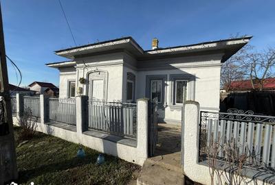 Casă cu 3 camere cu Teren 900 Mp în Central - 15
