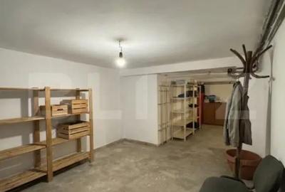Casă cu 7 camere cu Teren 230 Mp în Central - 8