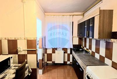 Apartament cu 2 camere decomandat, mobilat în Aurel Vlaicu