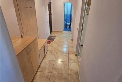 Apartament cu 2 camere decomandat în Orizont - 4