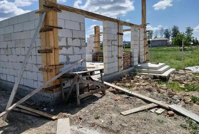 Casă cu 3 camere cu Teren 403 Mp în Roman - 4