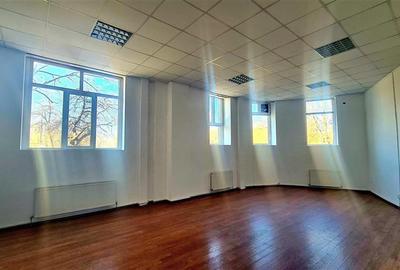 Spațiu comercial, de 222 mp, în Central